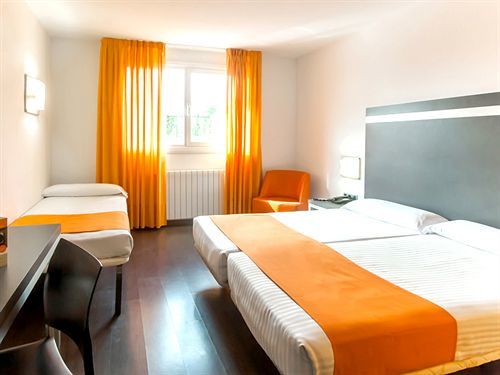 Oviedo Hotel 3*
